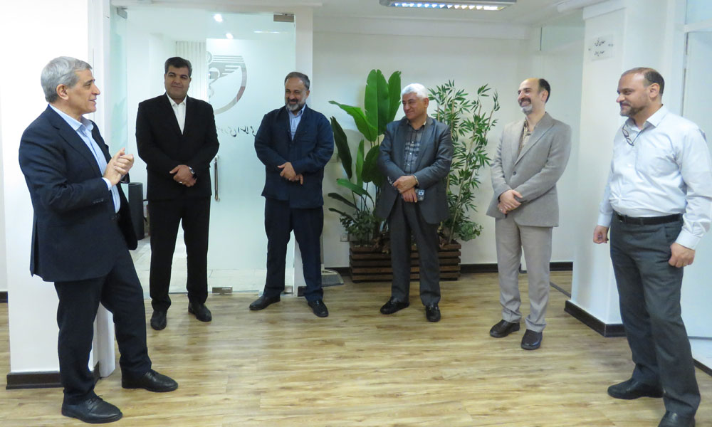 بازدید «دکتر عباسعلی مطلبی» از سازمان نظام دامپزشکی در اولین روز کاری-image-1